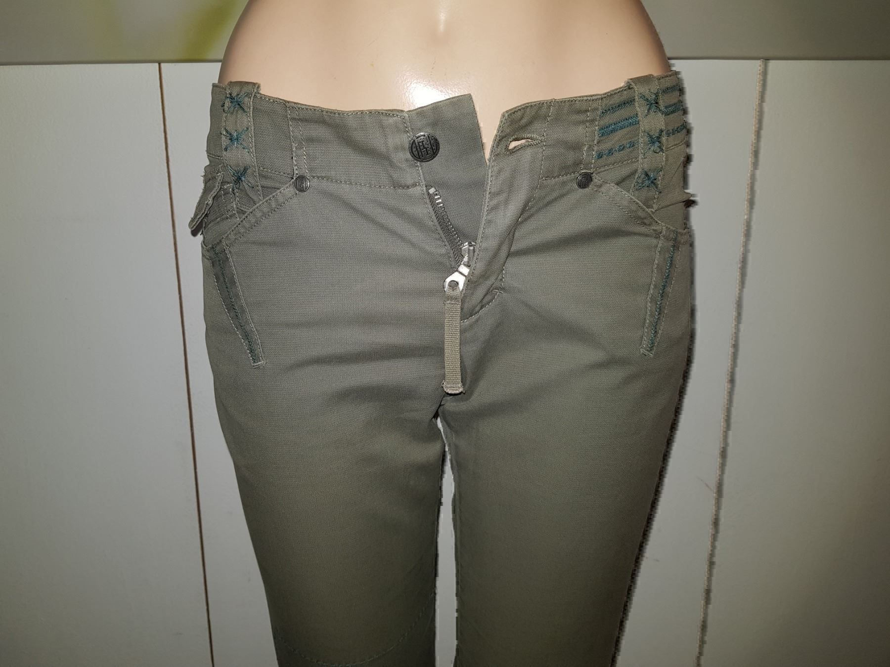 Diesel Jeans: DIESEL Jeans taille / Grosse 26 – Usato da Cossonay-ville venduto da Super-Price-Quality 1