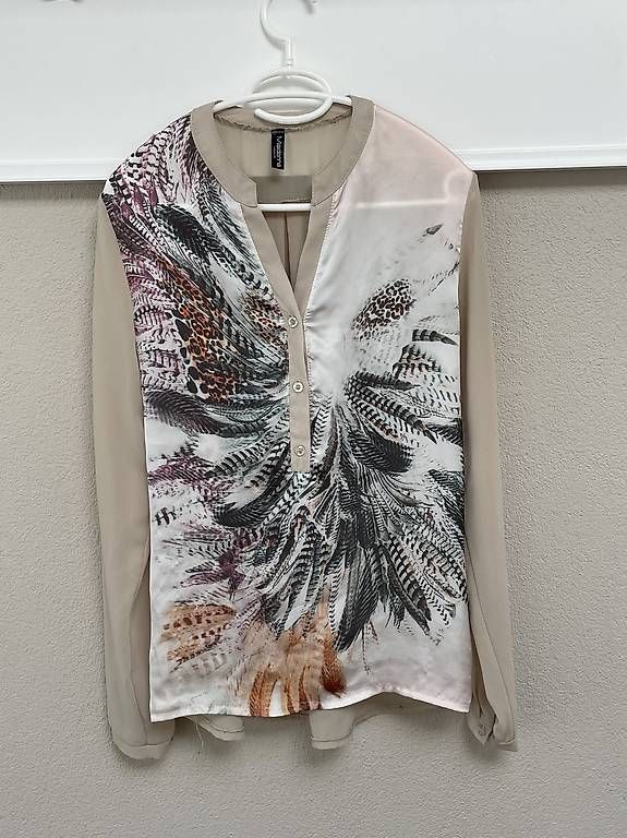 Camicette: Madonna Bluse   Beige Gr. M – Usato da Glis venduto da SabrinaXA