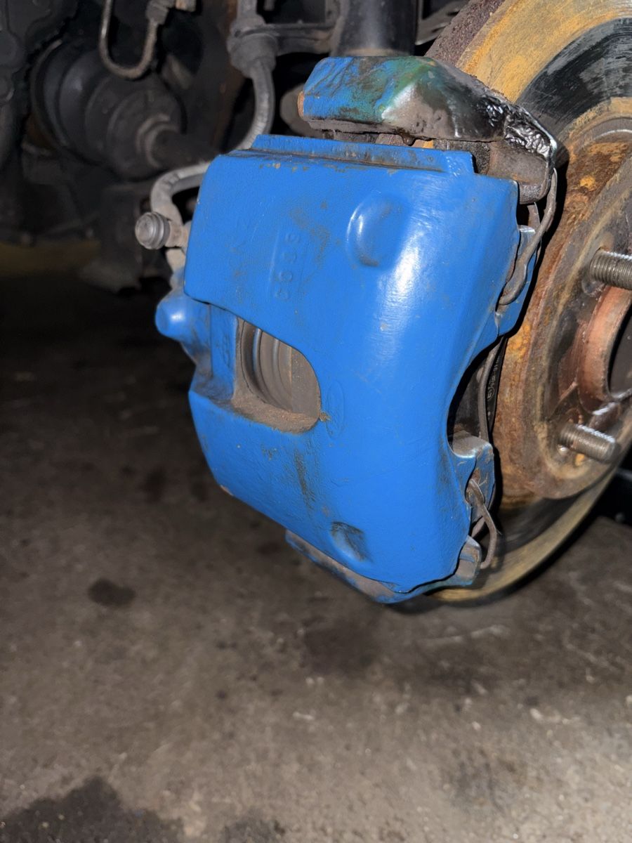 Ford Alle Autoersatzteile: Étriers avant + chape de Ford focus st170 – Gebraucht aus Fleurier von gas_vf5g