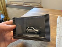 Mercedes-Benz M-Klasse (W163) Modellauto 1:87 – OVP