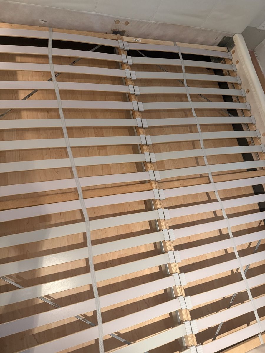 Letti: Cremefarbenes Bettgestell aus Kunstleder Ikea – Usato da Dübendorf venduto da nayibetha 4
