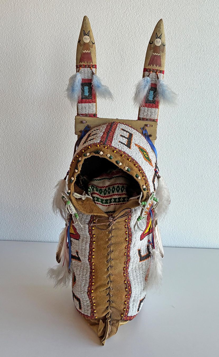 Bauch- & Rückentragen: Cheyenne Cradleboard / Kindertrage 1992 – Gebraucht aus Bäretswil von robsonantik