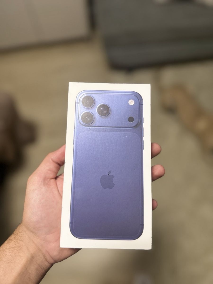 Apple Telefoni cellulari / Smartphones: iPhone 17 Pro Max 1To – Usato da Etoy venduto da Sdx1312