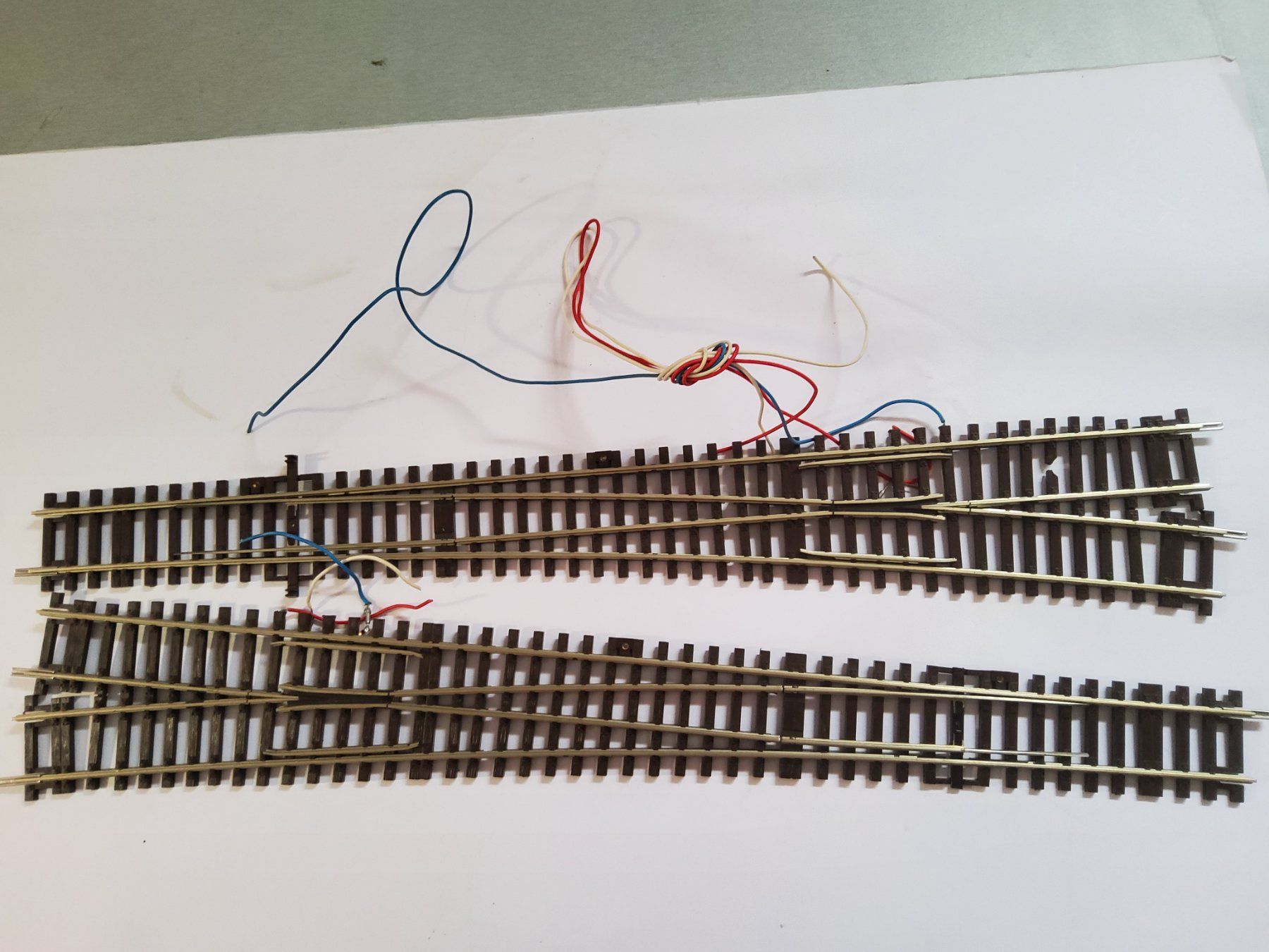 Roco Modellini di ferrovie: 2 ROCO Weichen H0 – Usato da Grüningen venduto da VENOM59