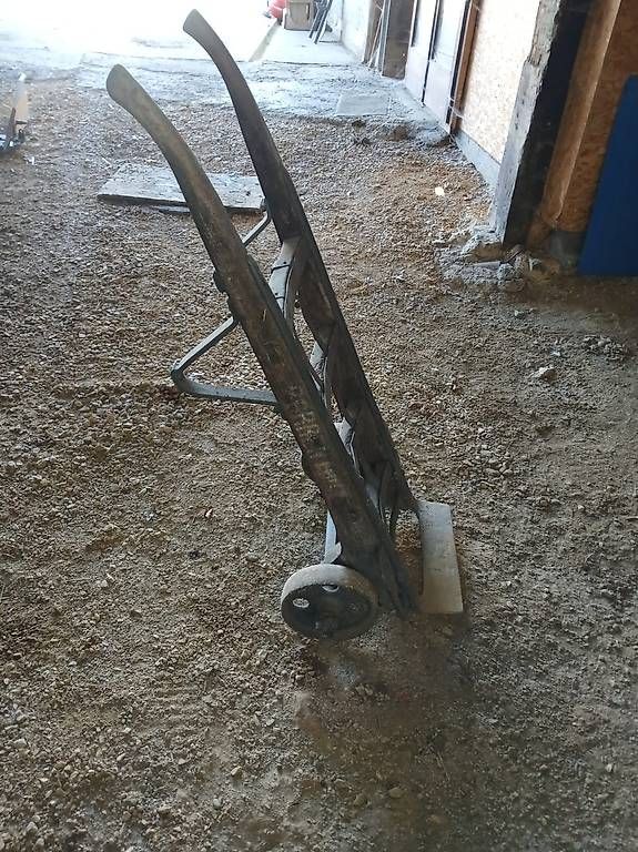 Anhänger: Chariot de déplacement  – Gebraucht aus glovelier von Soucoupe 1