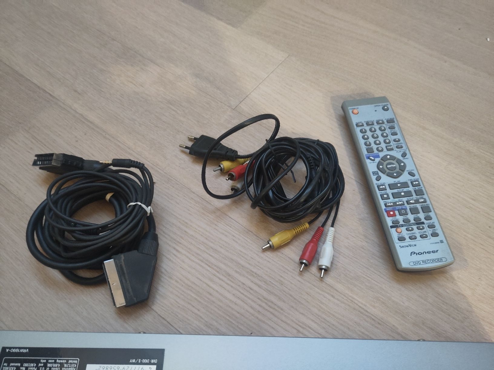 Pioneer Enregistreurs: Pioneer DVD Recorder DVR-3100 – D'occasion à Zürich par her_yqt7 6