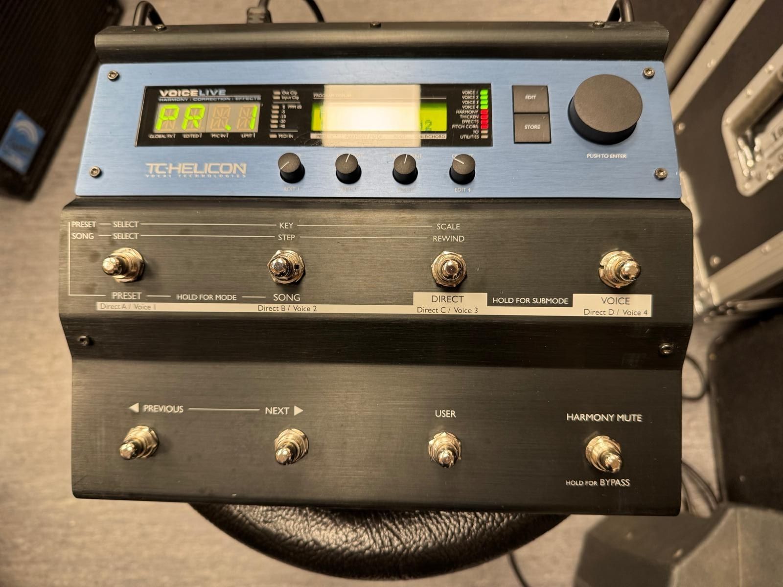 TC Helicon Console di mixaggio: TC Helicon Voice live – Usato da Zürich venduto da Roy-Events-Zurich