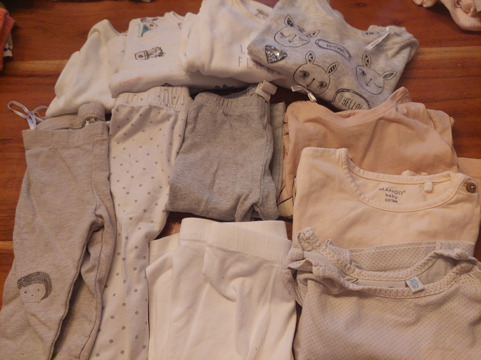 Lotti & Set di vestiti: Kleiderpaket Gr.62 – Usato da Sissach venduto da zwwerg