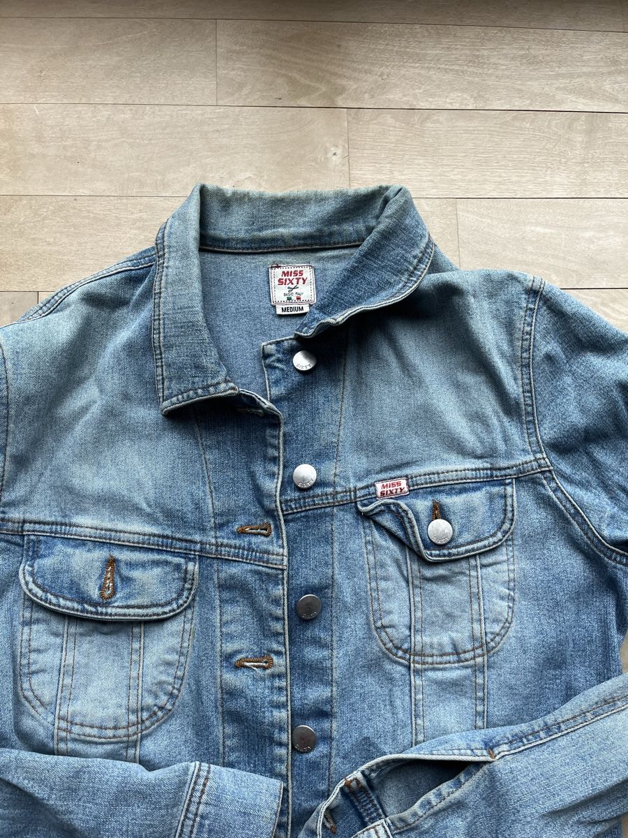 Miss Sixty Giacche: Stylish Miss Sixty Denim Jacket – Usato da Luzern venduto da nad_2my8 2