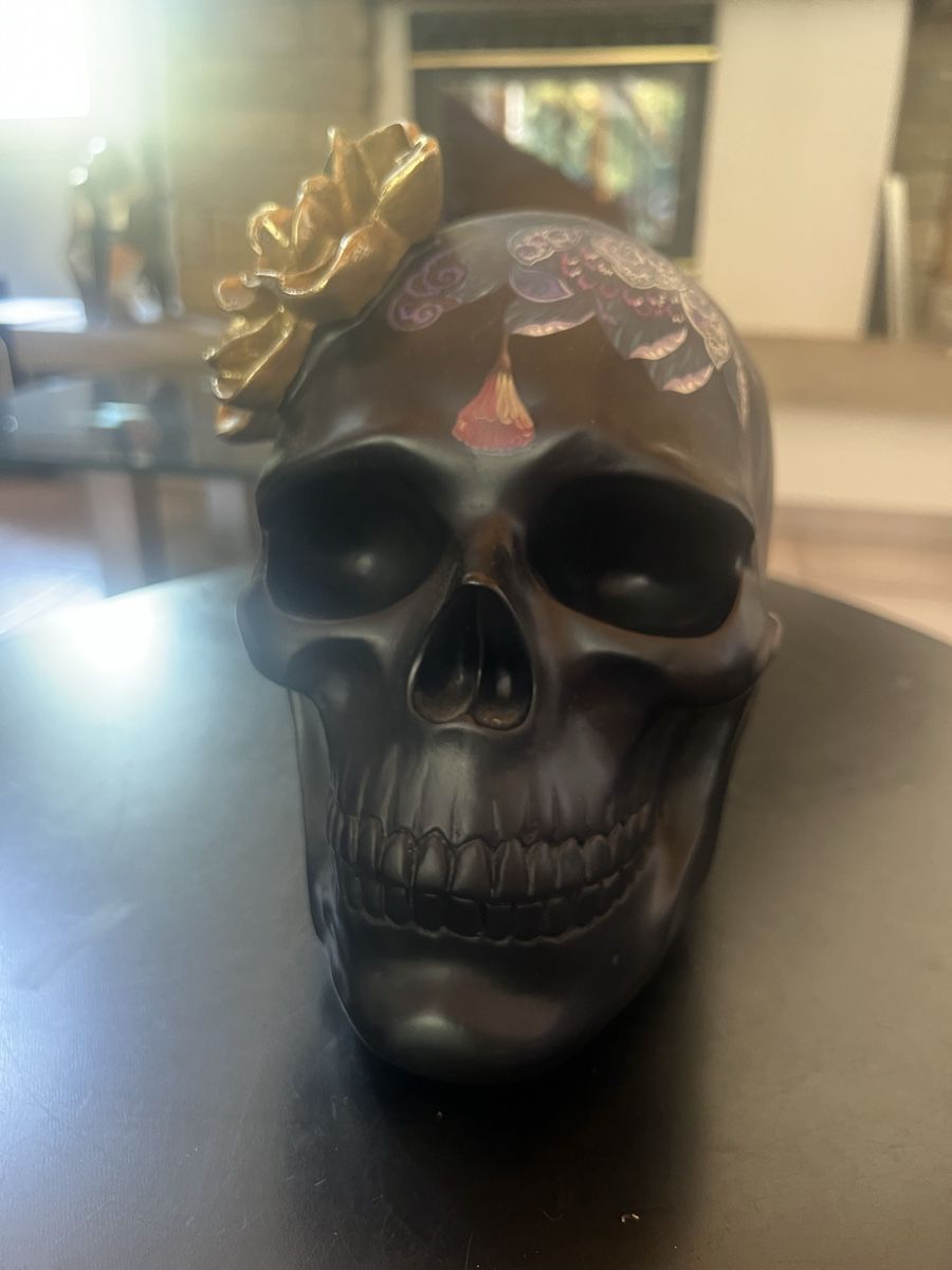 Kare Tutte le decorazioni: Deko Objekt Flower Skull 22cm – Nuovo (secondo la descrizione) da Lugnorre venduto da cla_j6bq