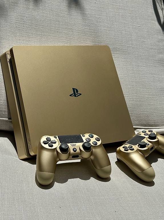 Konsolen: Goldene PlayStation 4 Slim , 2 Controller  – Gebraucht aus Untereggen von ggu_6lfc 4