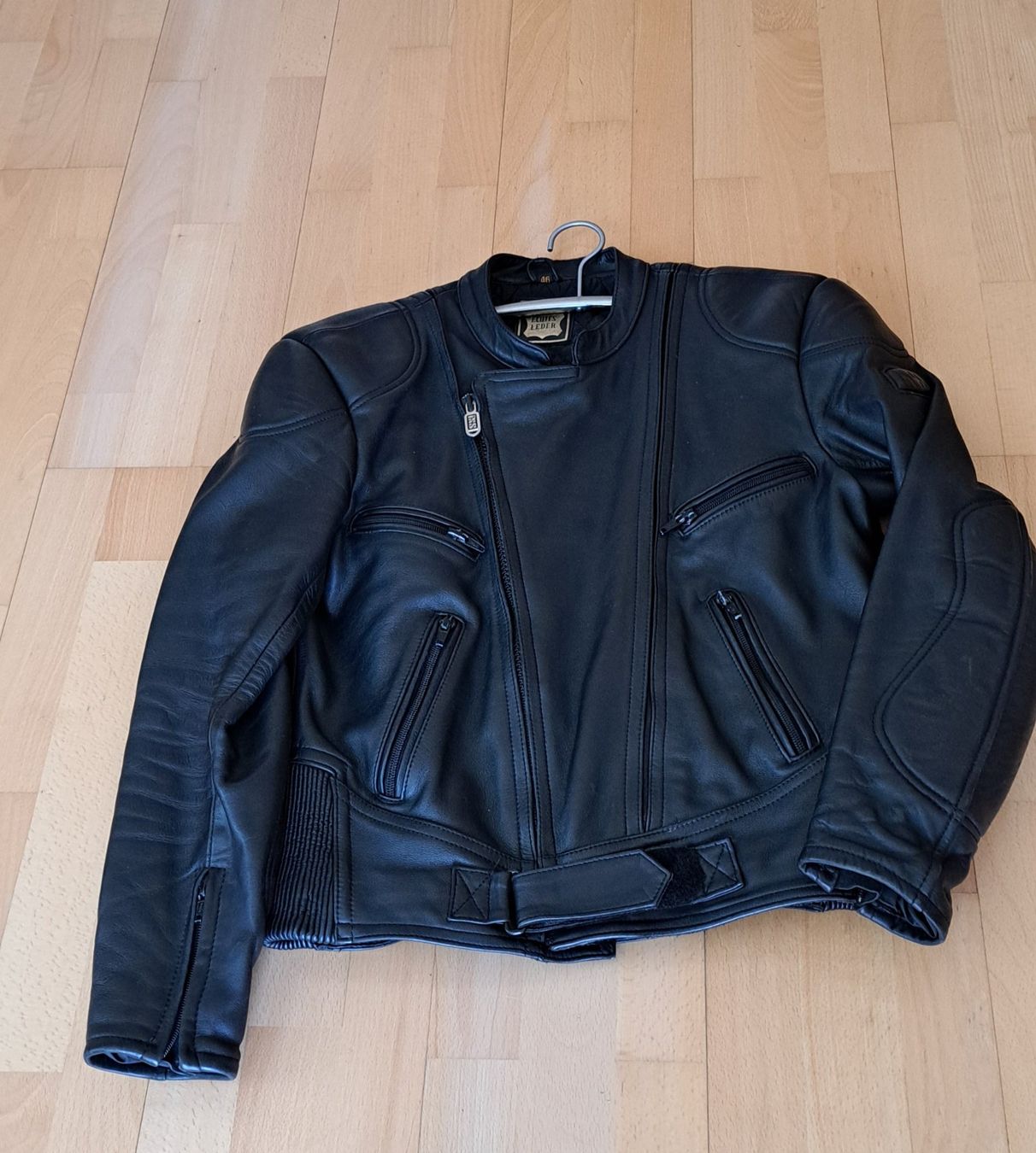 IXS Giacche: Motorrad - Lederjacke IXS – Usato da Hinwil venduto da obr_prd2
