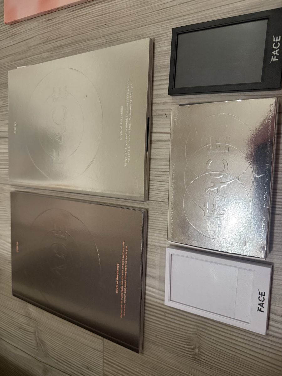 Album: BTS Jimin Album FACE (Set) – Usato da Schübelbach venduto da OJM