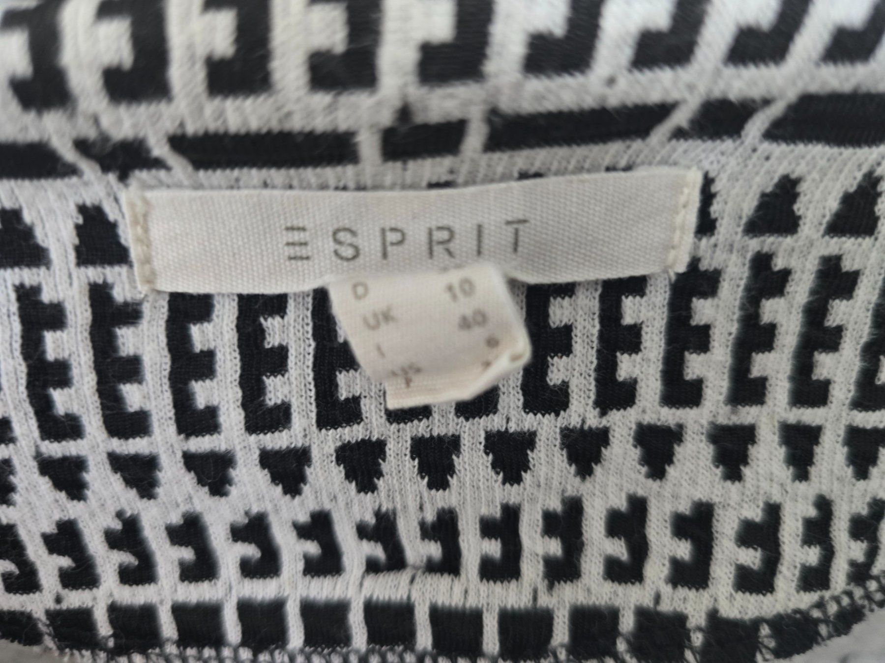 Esprit Jacken: ESPRIT Cardigan T-38 – Gebraucht aus Les Verrières von kitel79 3