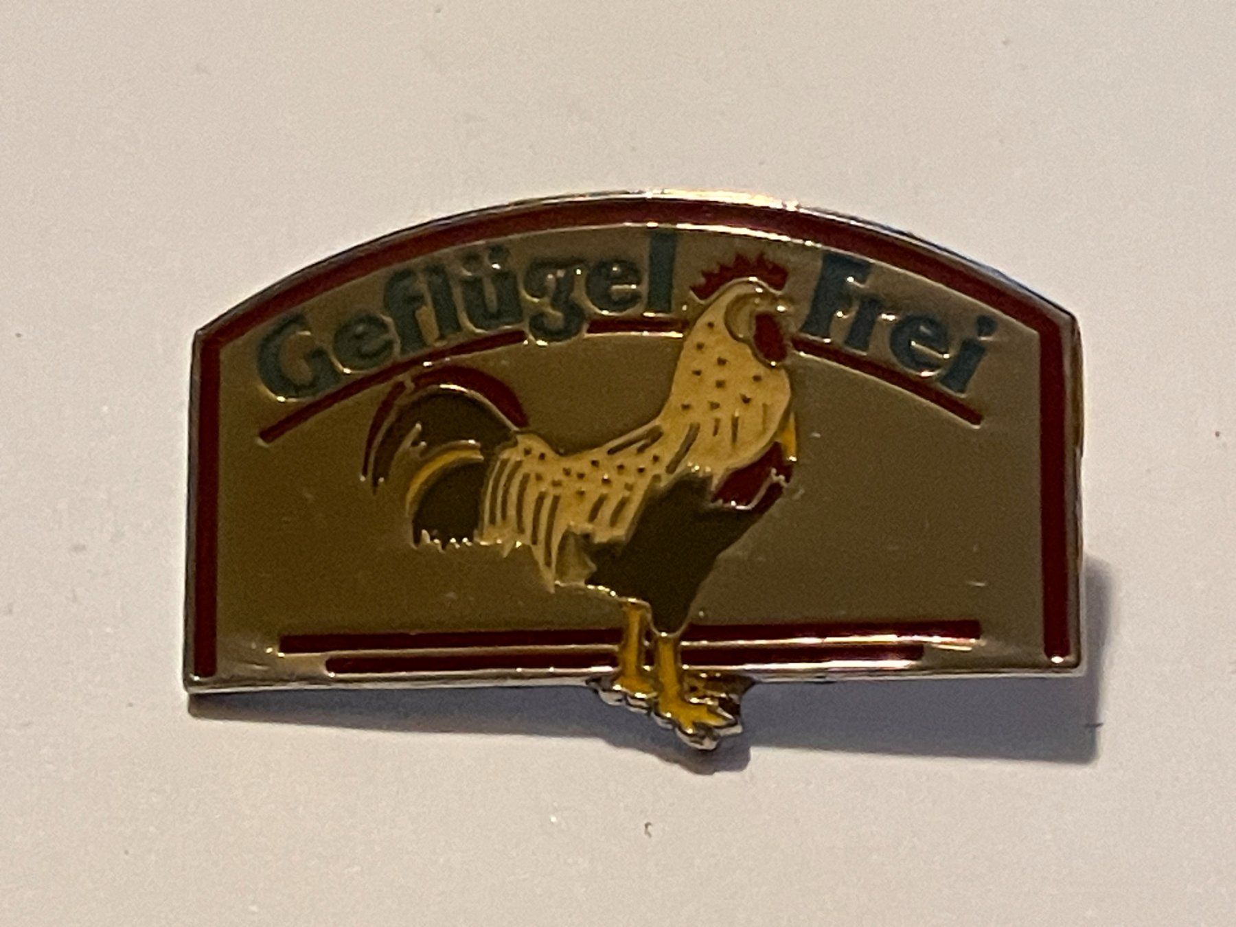 Placchette & Badge: 1 Pin Geflügel Frei – Usato da Basel venduto da djwwpp