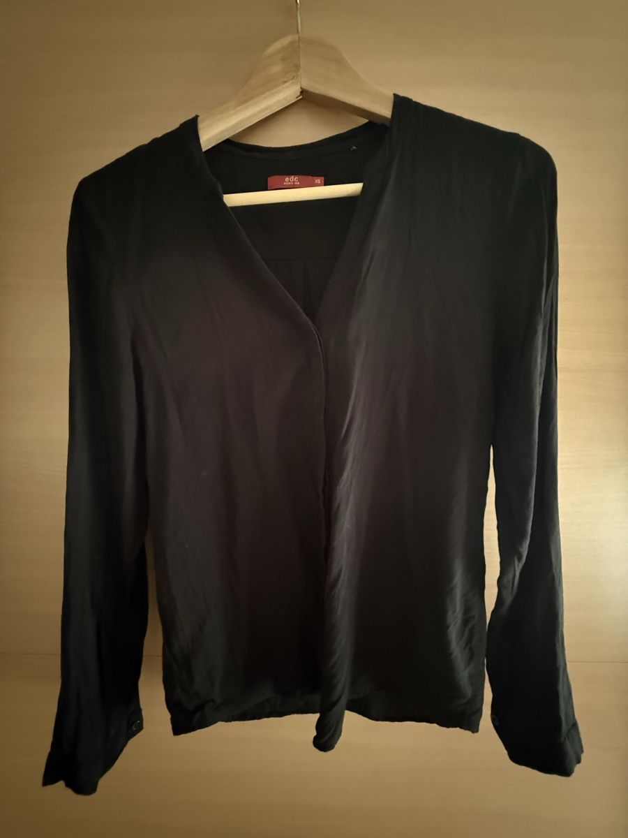 Esprit Camicette: edc Bluse, Gr. XS, schwarz, elegant, zeitlos – Usato da Zug venduto da jan_2pzw