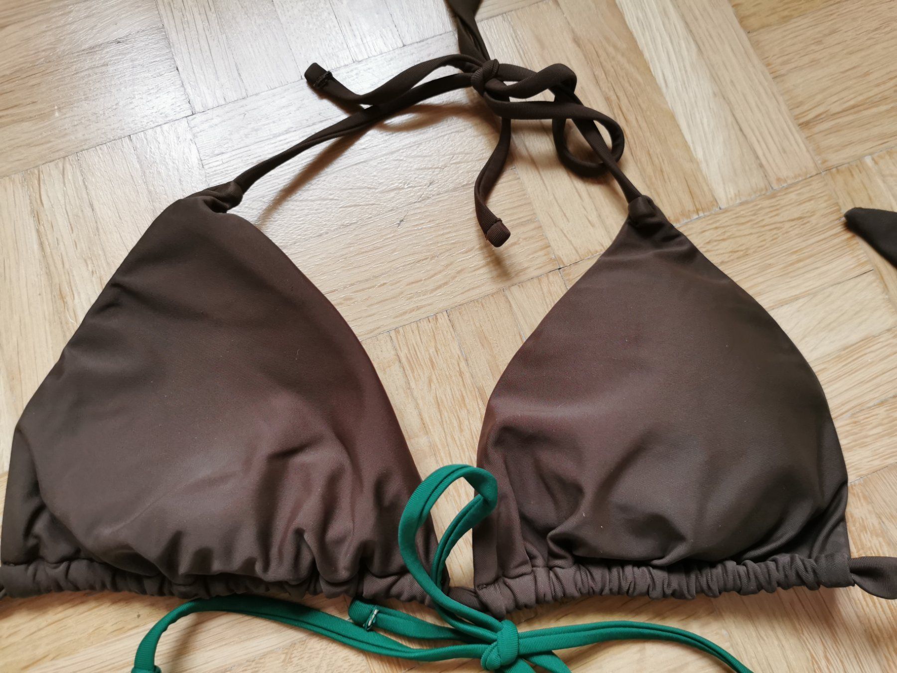 Badekleider & Bikinis: 2 x Bikinitop Aqua Tropic Gr. L – Gebraucht aus Stäfa von flamingo_17 1