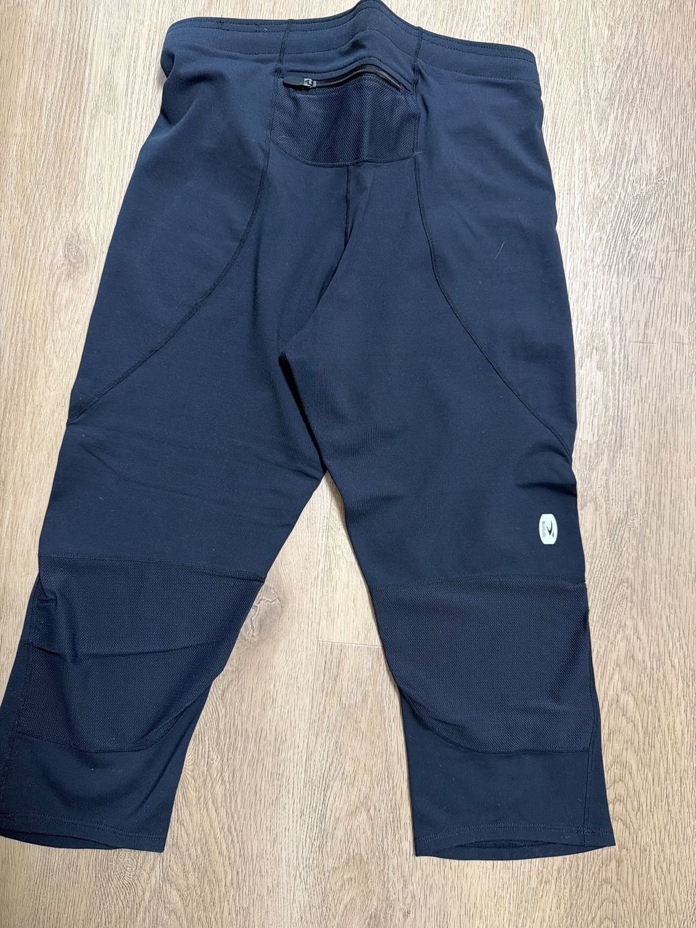 Pantaloni: Jogginghose Sugoi M/M Schwarz – Usato da Allschwil venduto da yvo-sch 1