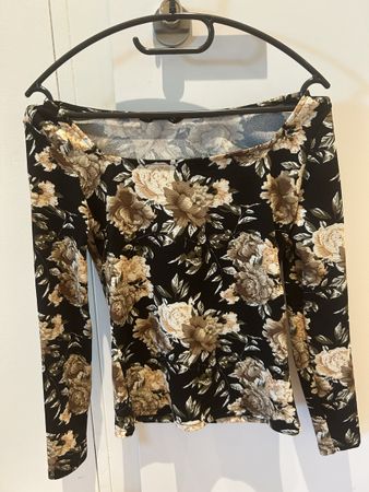 Damen Langarmshirt Blätterprint 🍁🍂Gr. XS guter Zustand