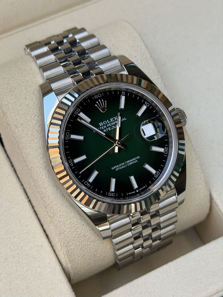 Rolex Orologi: Rolex Datejust 41 Ombre – Nuovo e nell'imballaggio originale da Zürich venduto da watchdealer-24 1