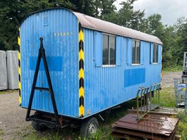 Bauwagen blau