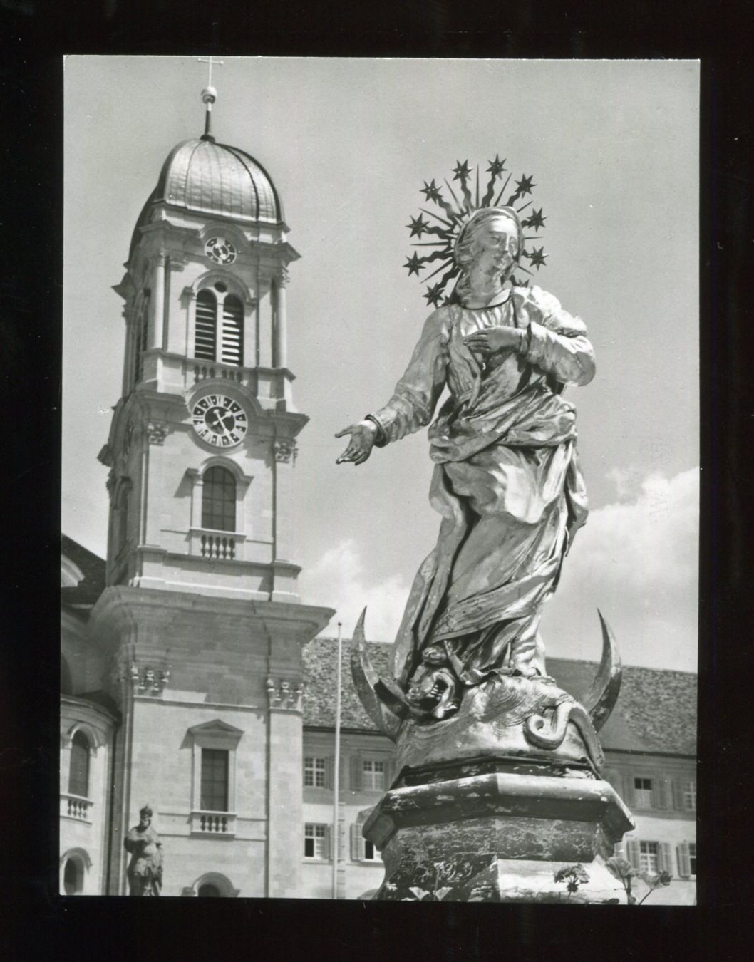 Cartes postales: Einsiedeln, Marienbrunnen – D'occasion à Aarau par Elmaar41