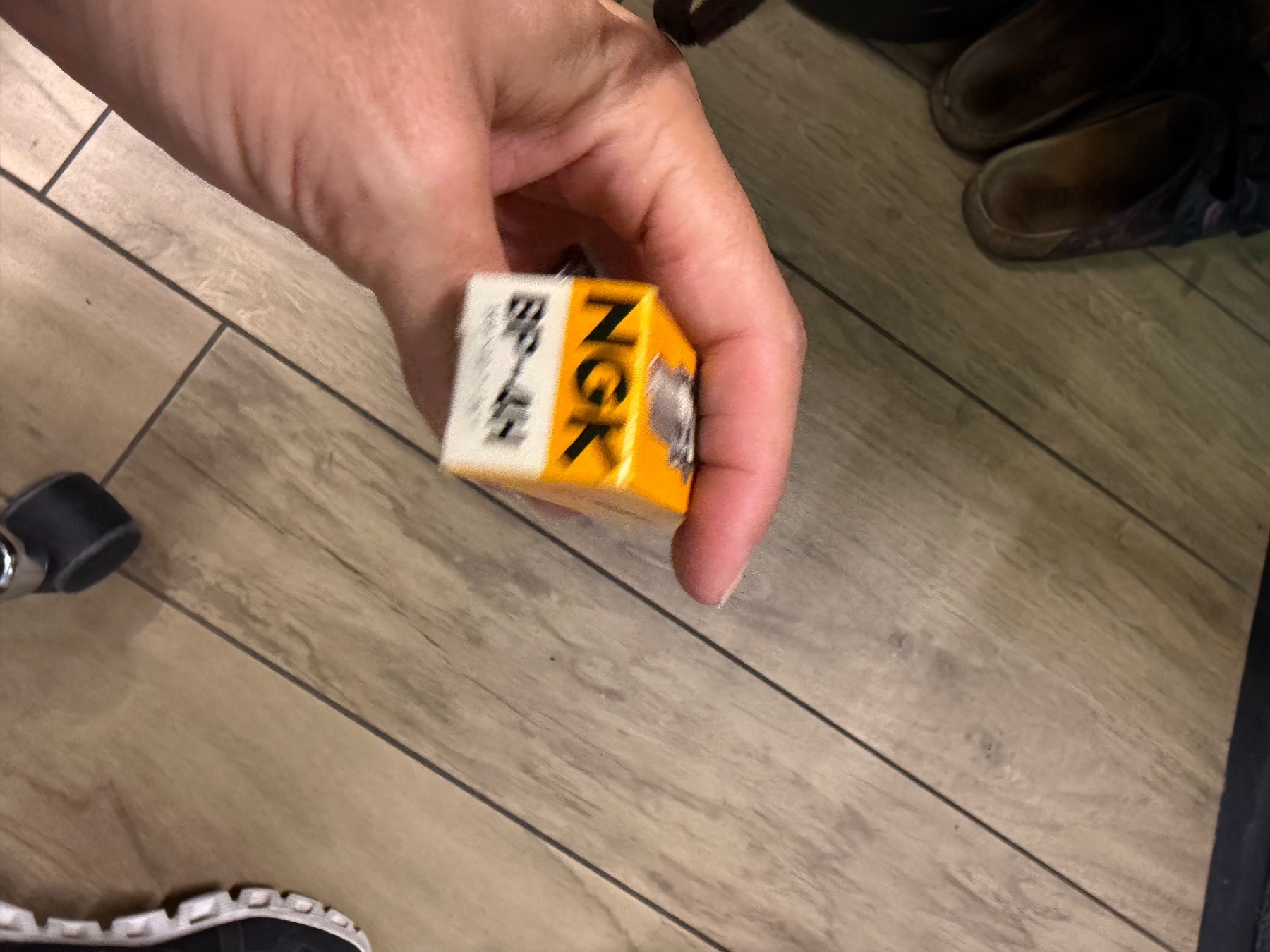NGK Alle Motorradersatzteile: Kerze NGK BP 4H – Gebraucht aus Landquart von pet_l2dm 1
