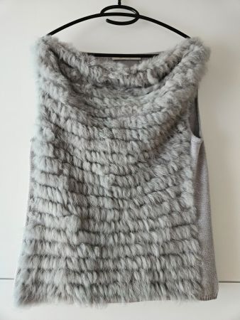 Graues Gilet von monari mit Fell