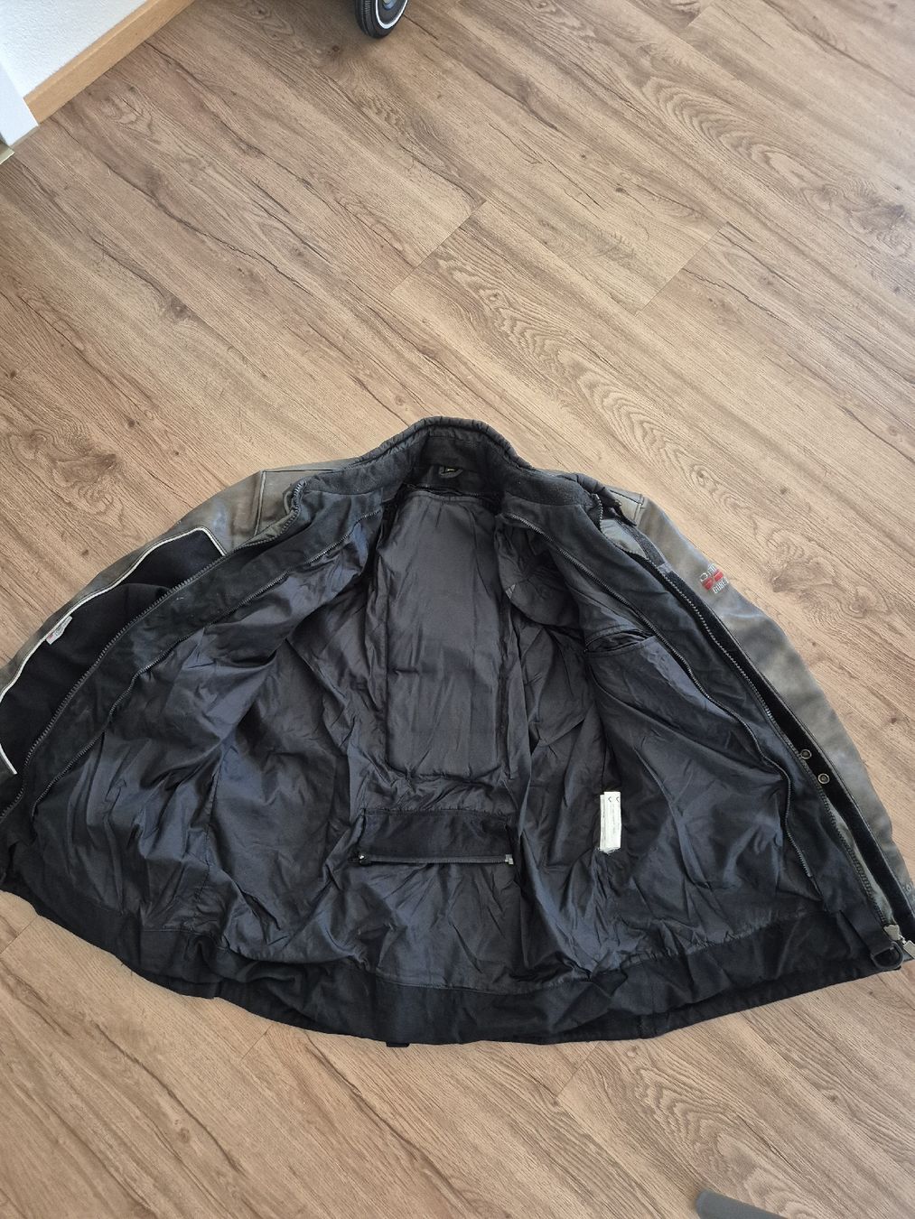 Giacche: Motorradjacke 54 – Usato da Urnäsch venduto da Sasali 3