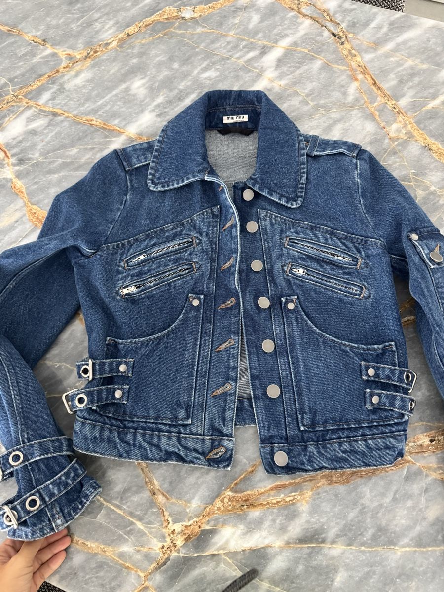 Miu Miu Giacche: MIU MIU jeans jacket  – Nuovo (secondo la descrizione) da cadempino venduto da fio_cbt9 2