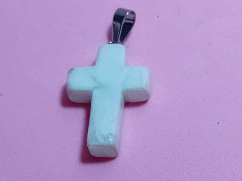 Anhänger: echt howalit,,kreuz,,,glanzig – Neu (gemäss Beschreibung) aus Basel von bij_5hqd