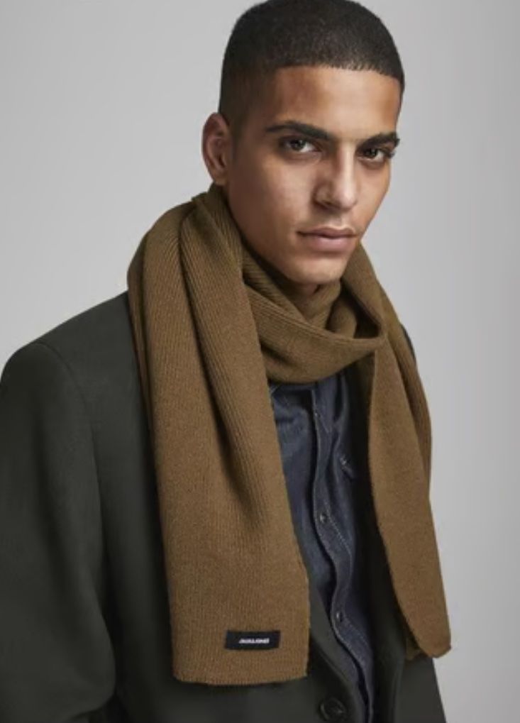 Schals: Jack&Jones Strickschal JACDNA, warm, neu, Grösse One Size – Neu und originalverpackt aus Zürich von engebrunau 1