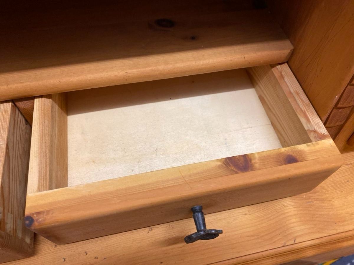 Credenze: Schönes Massives Arvenbuffet – Usato da sursee venduto da trilli-tralli 6