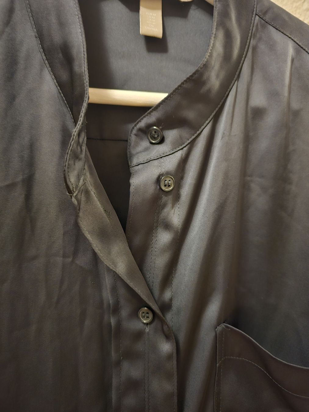 H&M Camicette: H&M luftig, leichte Long-Bluse Dunkelblau Gr. M – Usato da Bern venduto da Oscarella 1