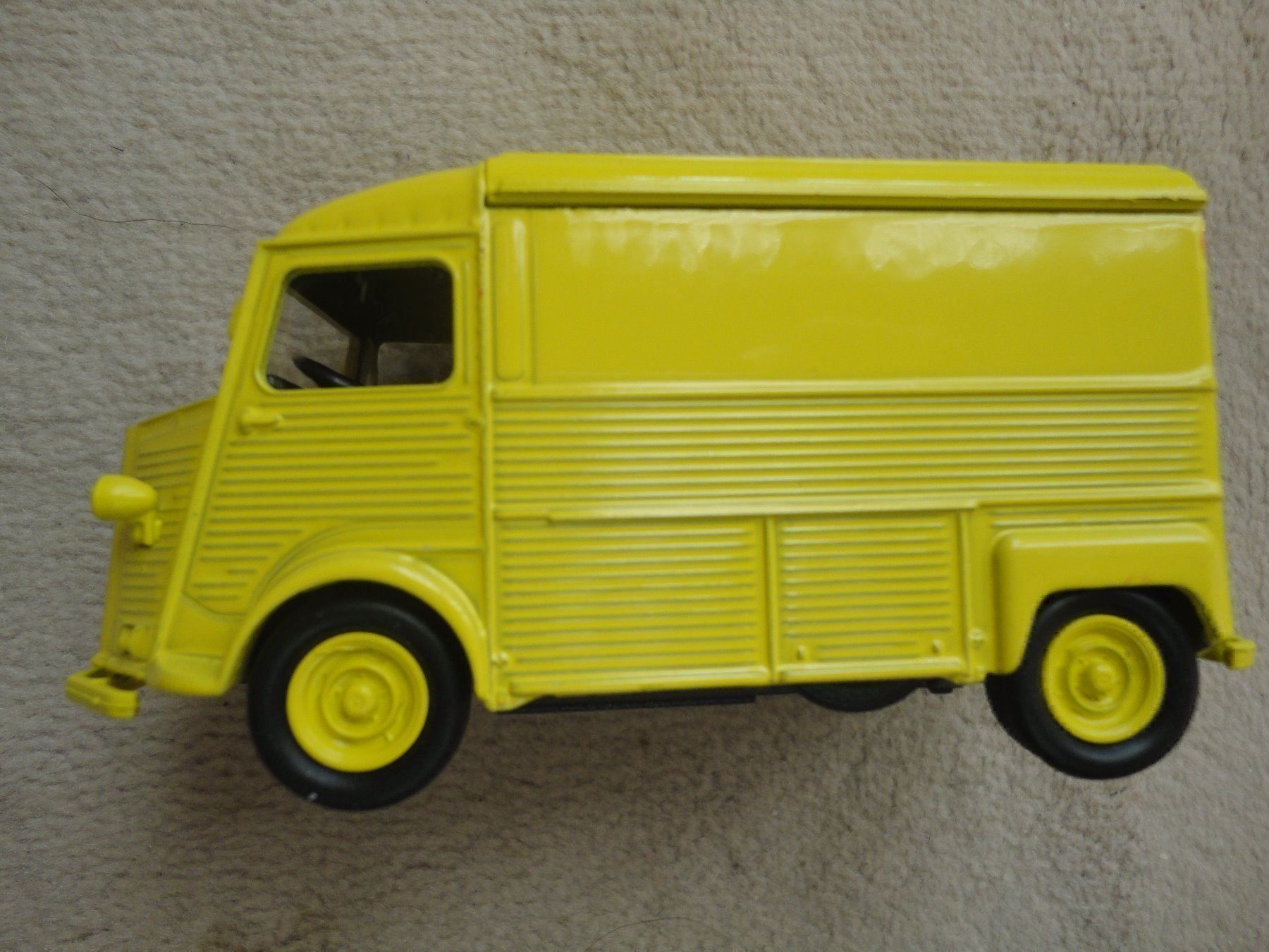 Citroën Modellini d'auto: CITROEN KASTENWAGEN MODELLAUTO – Usato da Moosseedorf venduto da haro01