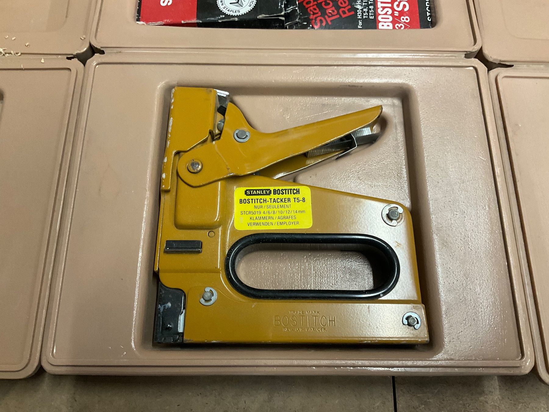 Tutti gli attrezzi: 501 Posten Bostitch Tacker-Set (6Stk) – Usato da Derendingen venduto da Meisterstuecke 3