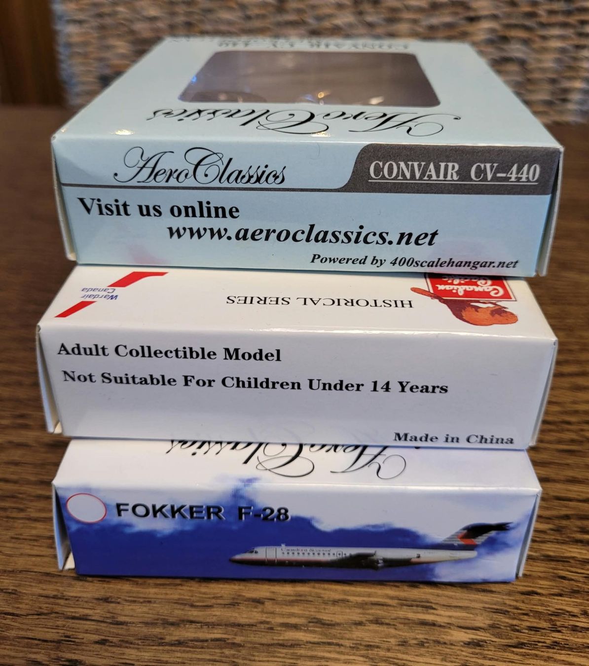 Kit di modellismo & Modellini statici: AeroClassics 1:400 Set (3x) – Nuovo e nell'imballaggio originale da Sonceboz-Sombeval venduto da ter_9rc5 3