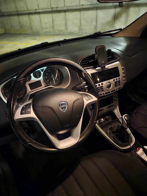 Automobili: Lancia Delta 1.4 16V – Usato da Zollikofen venduto da Aiishu15 3