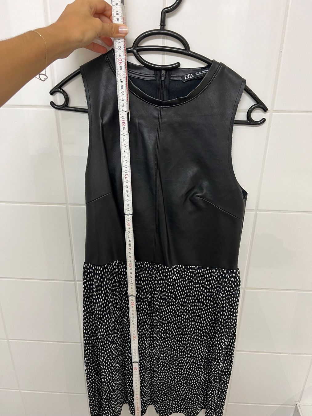 Zara Vestiti: Kleid von ZARA (Lederoptik) – Nuovo (secondo la descrizione) da Jona venduto da n.ferrari 3
