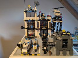 LEGO City 7237 Police Station  komplett mit Light-Up Figur