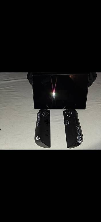 Lenovo PCs: Lenovo Legion Go – Gebraucht aus Schübelbach von kri_vjp2 3