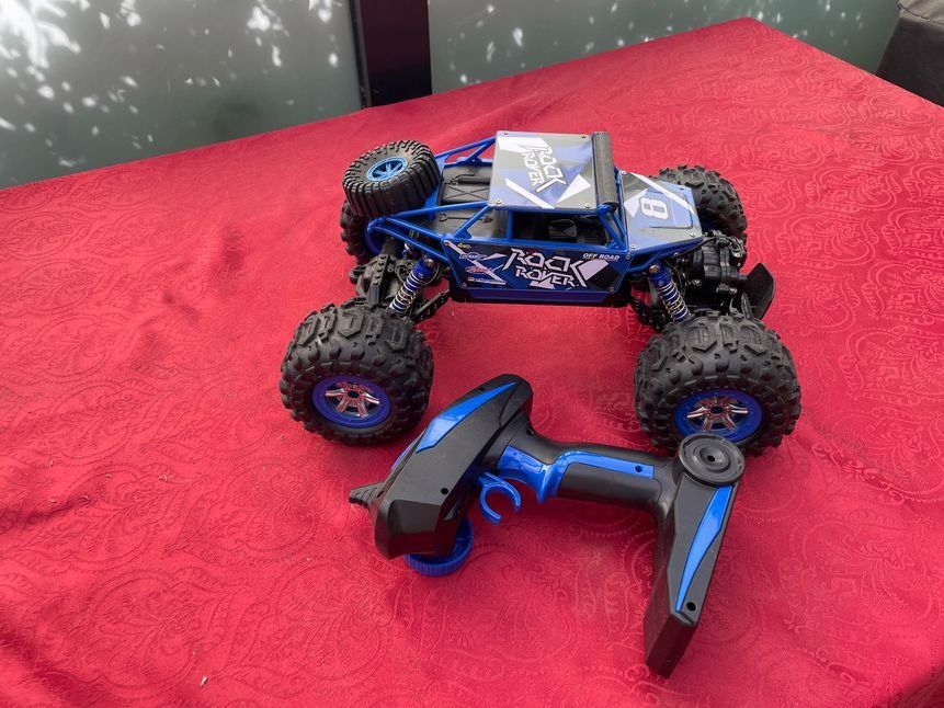 Modellismo RC: 4x4 Extreme Crawler Rock Rover ferngesteuert – Usato da Bergdietikon venduto da antovale