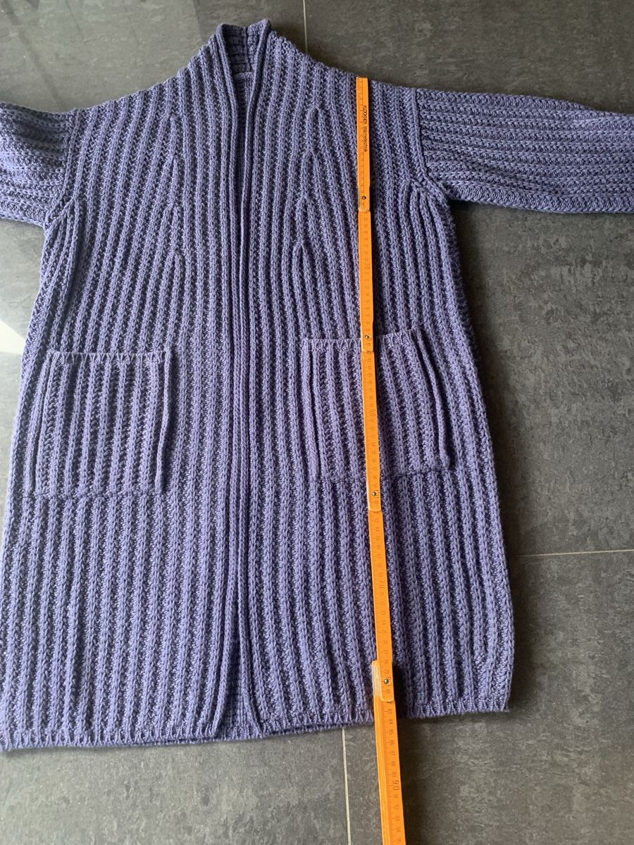 Vestes: Iris Armin Strickjacke  – D'occasion à Bergdietikon par zor_856j 2