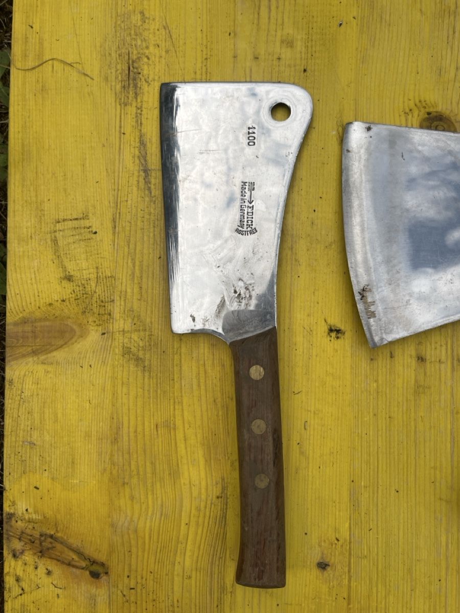 Coltelli da cucina: Fleischbeilchen mit Griffen 2 Stk. gebraucht, rostfrei – Usato da Sempach venduto da and_gz7z 1
