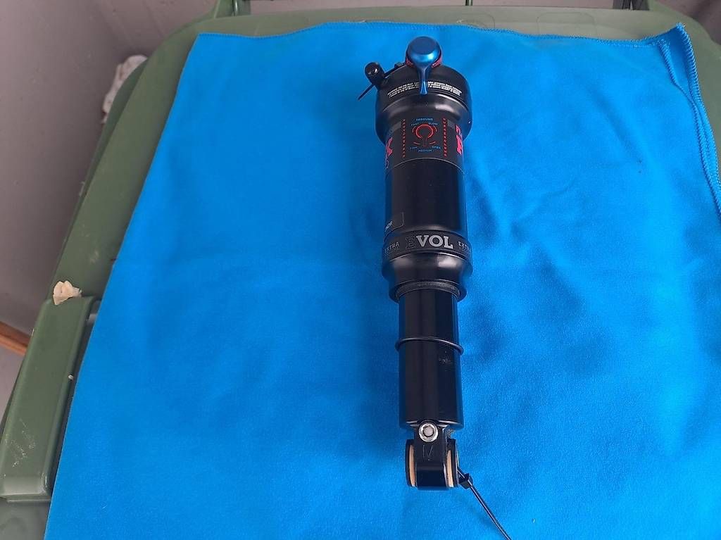Fox Pezzi di ricambio: Fox DPS Dämpfer 210x55 mm – Usato da Kappel am Albis venduto da vv2