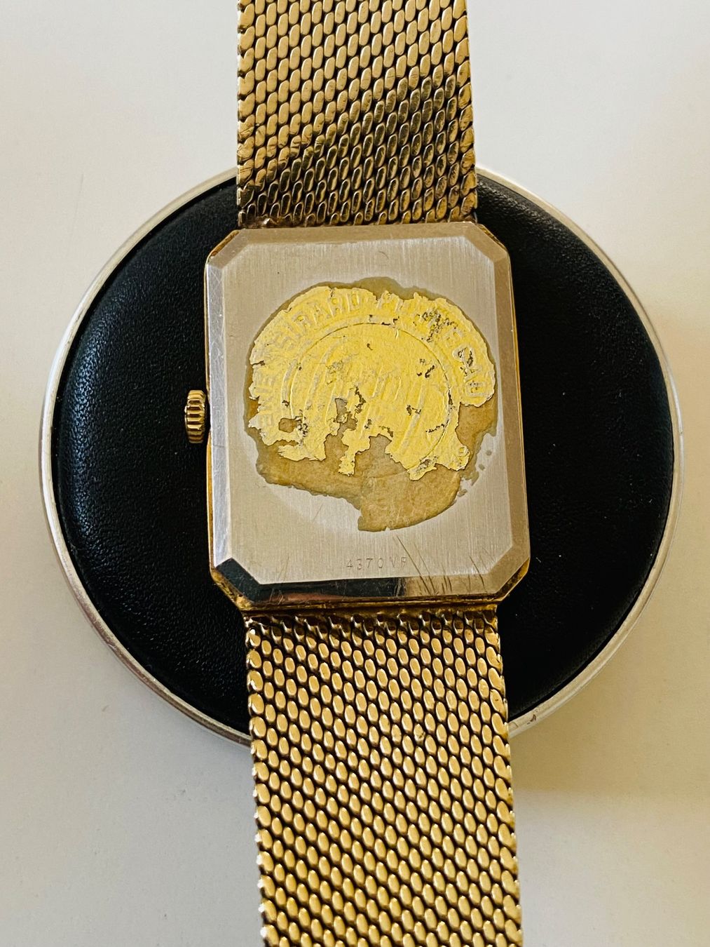 Girard-Perregaux Orologi: Girard Perregaux Tank full integrated strap - Full Set Rare – Usato da Küsnacht ZH venduto da Pedramy 6
