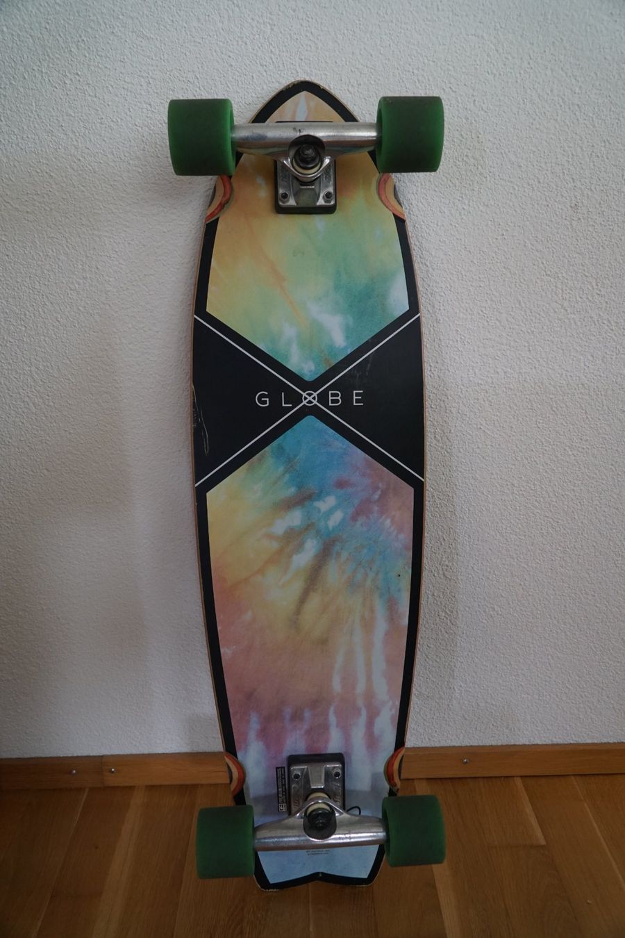 Globe Skateboards: Globe Chromantic Cruiser Skateboard "Tie Dye" – Usato da Menziken venduto da sas_y2ft 1