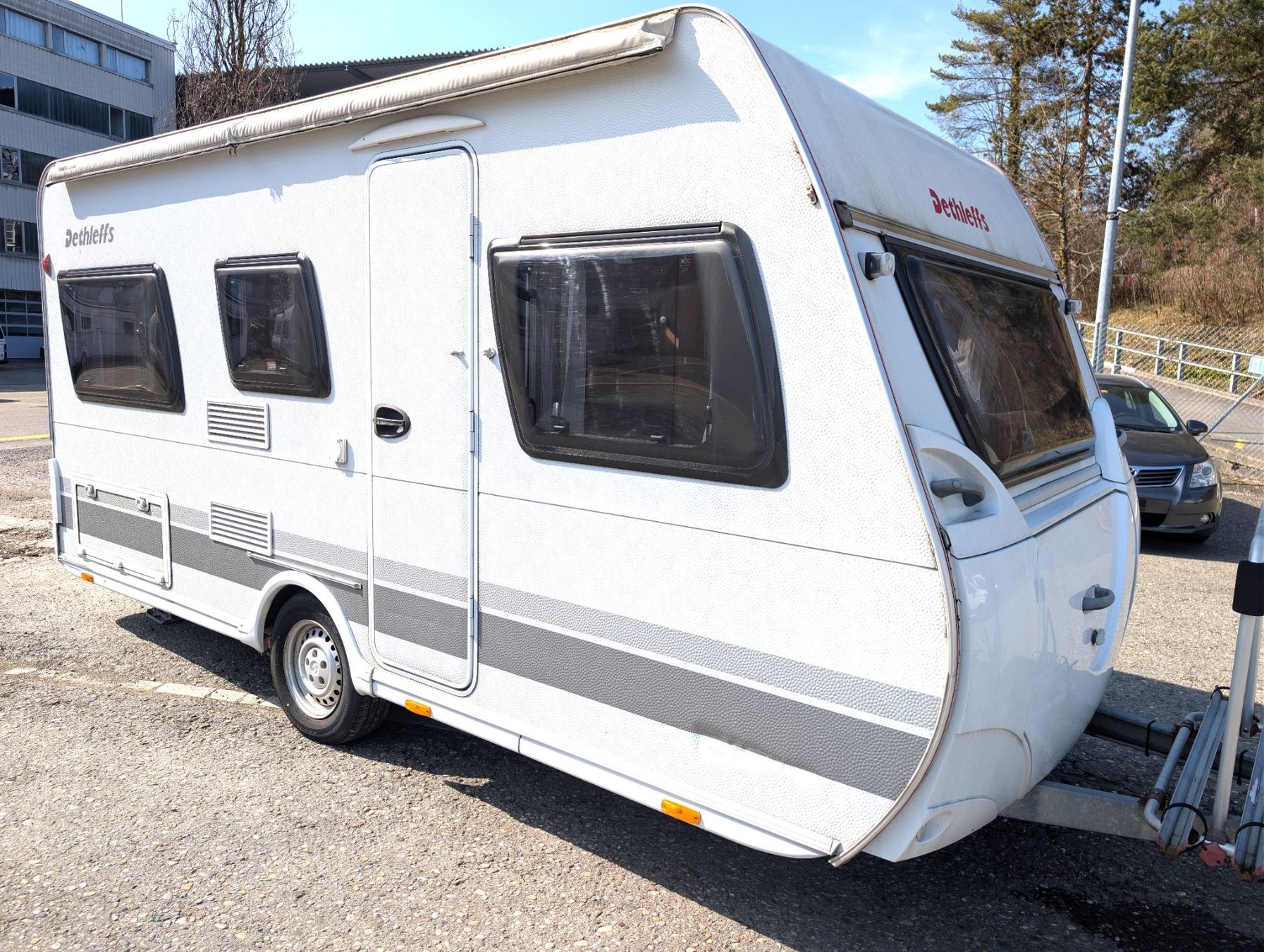 Dethleffs Veicoli da campeggio: Wohnwagen  Dethleffs S.E. 430 QR – Usato da Winterthur venduto da MCW