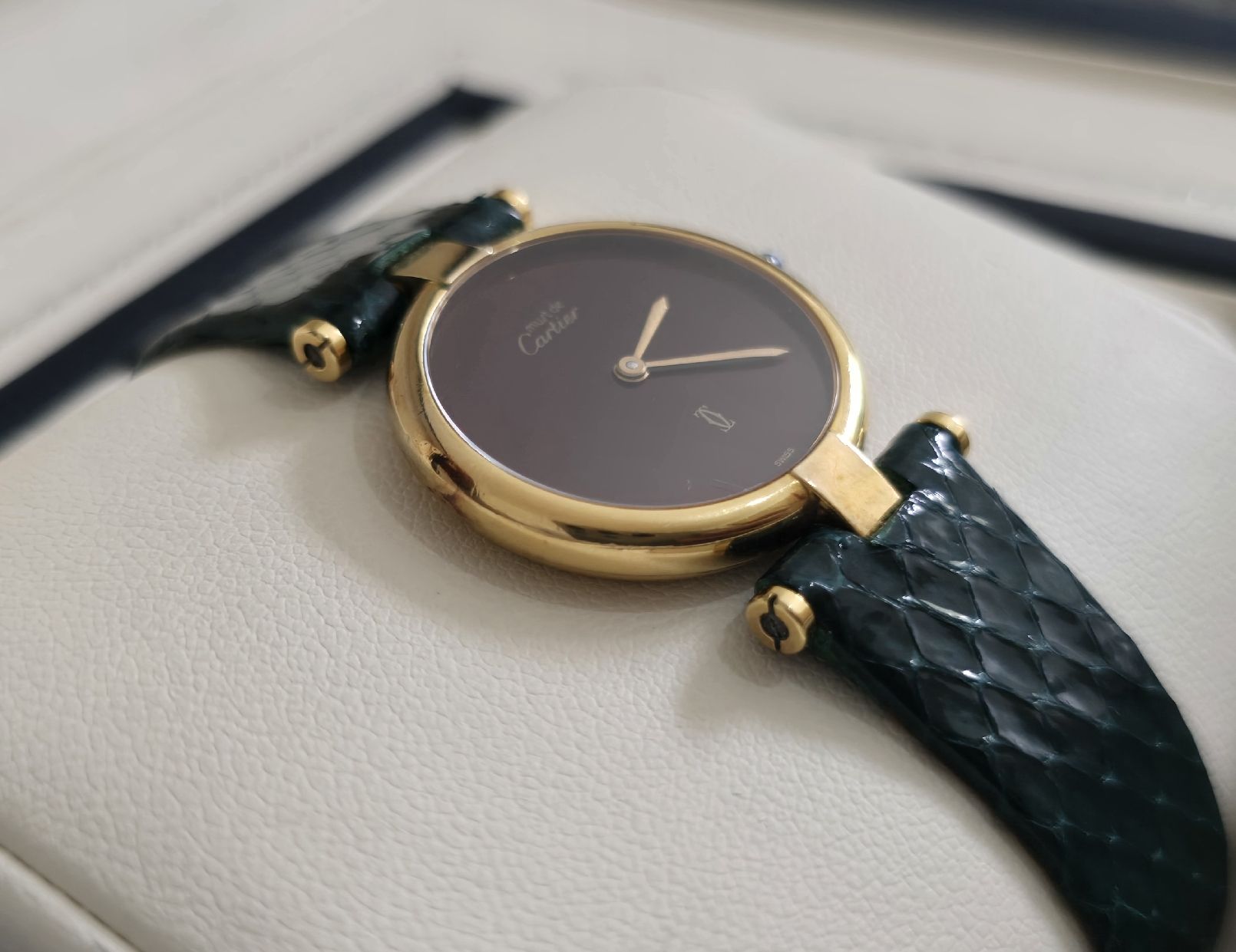 Cartier Uhren: Montre Must de Cartier – Gebraucht aus Les Acacias von watinjo 1