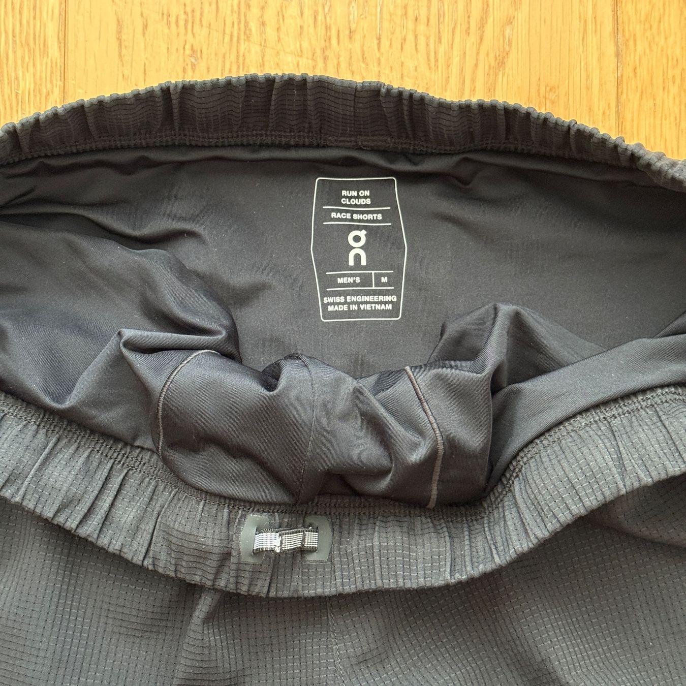 Pantalons: On Race Shorts – D'occasion à Uster par basquiat_ch 3